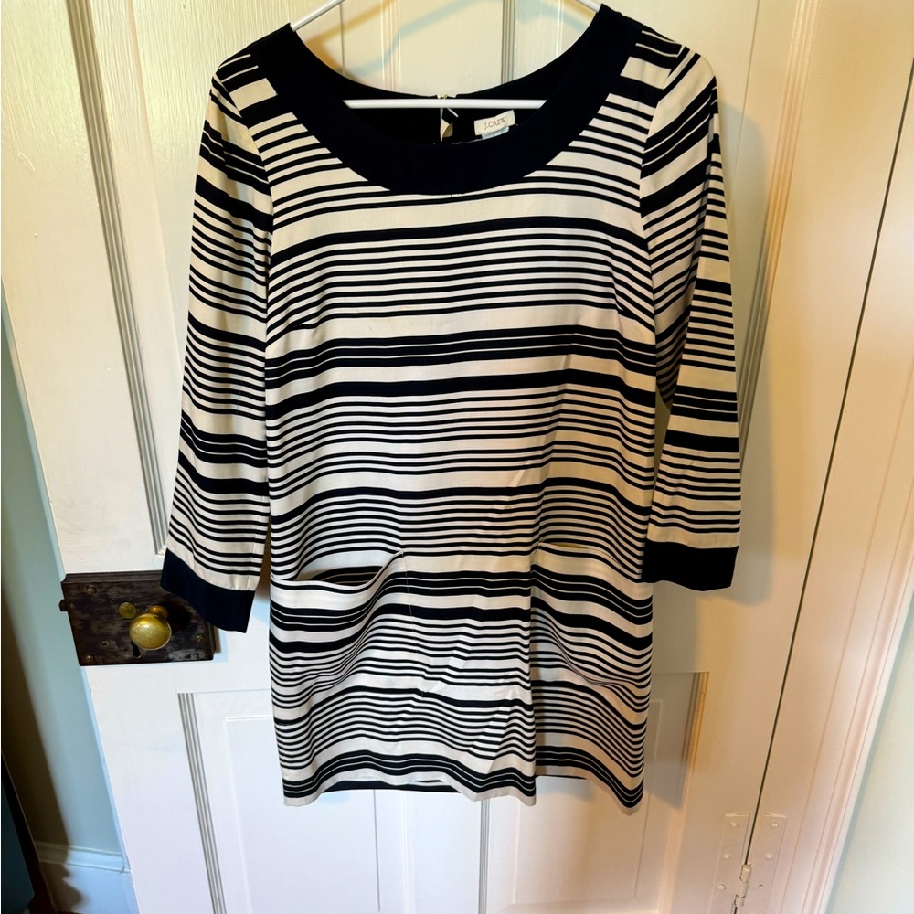 Jcrew Size 4 shirt Navy and White dress